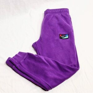 Nike Club Fleece Logo Patch Joggers Sweatpants Purple Men’s Small FB8437-599